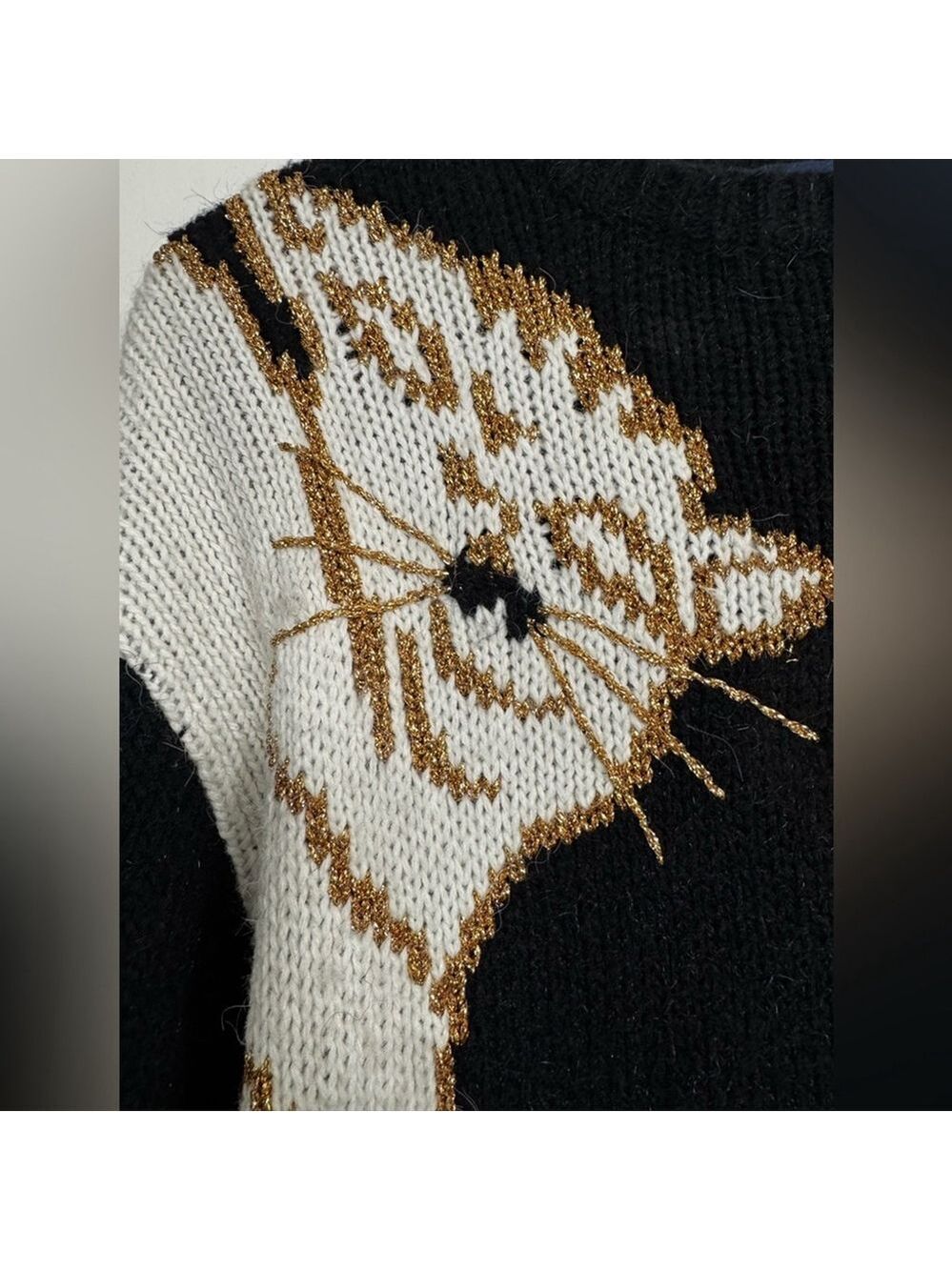 Vintage Bay Club Metallic Cat Sweater Black Gold Knit Novelty Pullover Small - Picture 3 of 9
